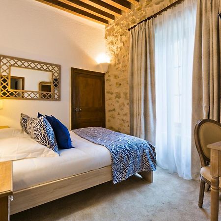 Hotel Hob Montespan Talleyrand Bourbon-lʼArchambault Esterno foto