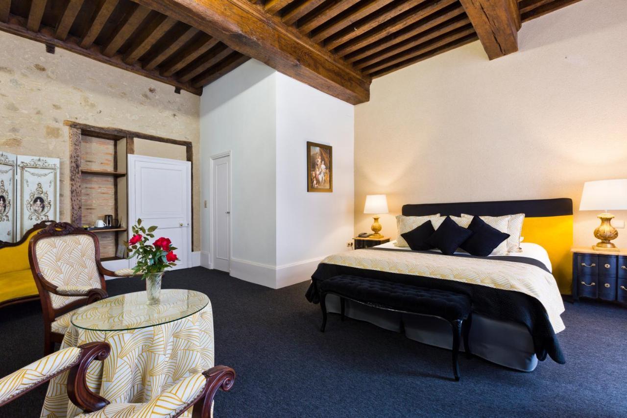 Hotel Hob Montespan Talleyrand Bourbon-lʼArchambault Esterno foto