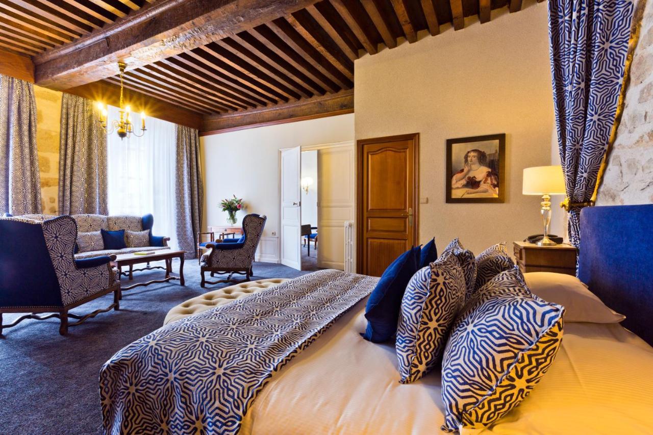 Hotel Hob Montespan Talleyrand Bourbon-lʼArchambault Esterno foto
