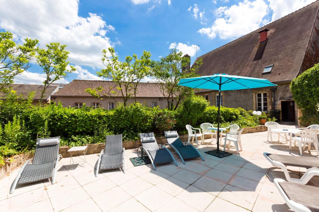 Hotel Hob Montespan Talleyrand Bourbon-lʼArchambault Esterno foto