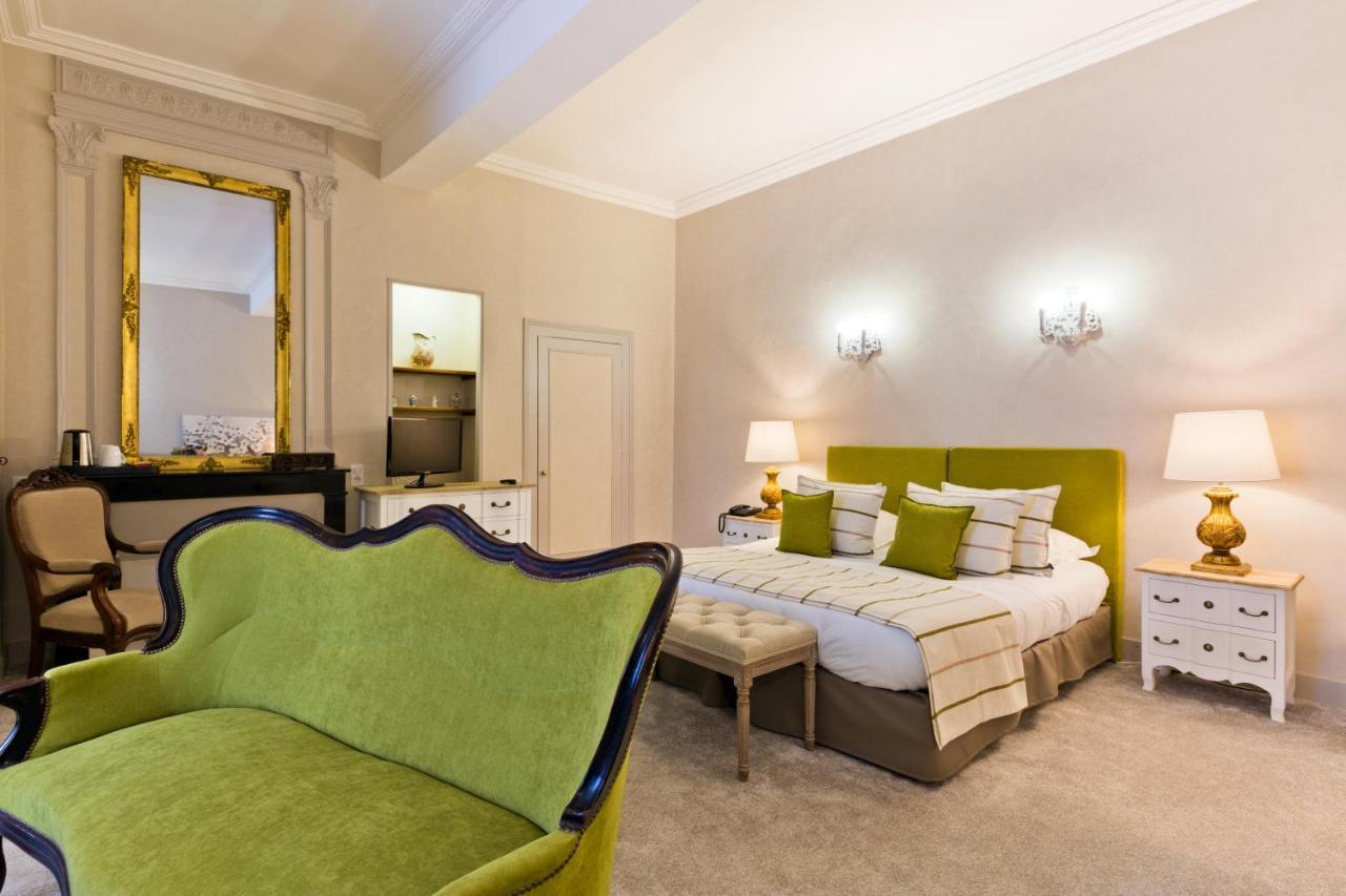 Hotel Hob Montespan Talleyrand Bourbon-lʼArchambault Esterno foto