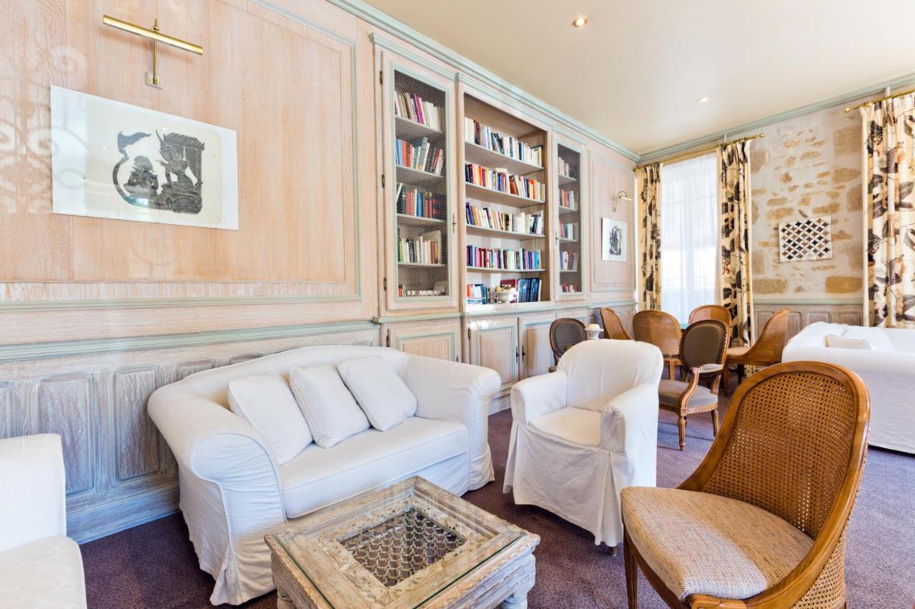 Hotel Hob Montespan Talleyrand Bourbon-lʼArchambault Esterno foto